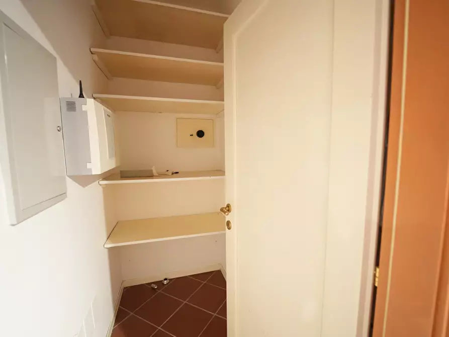 Immagine 50 di Villa in vendita  in Via Molino Ronci 8 a Rimini