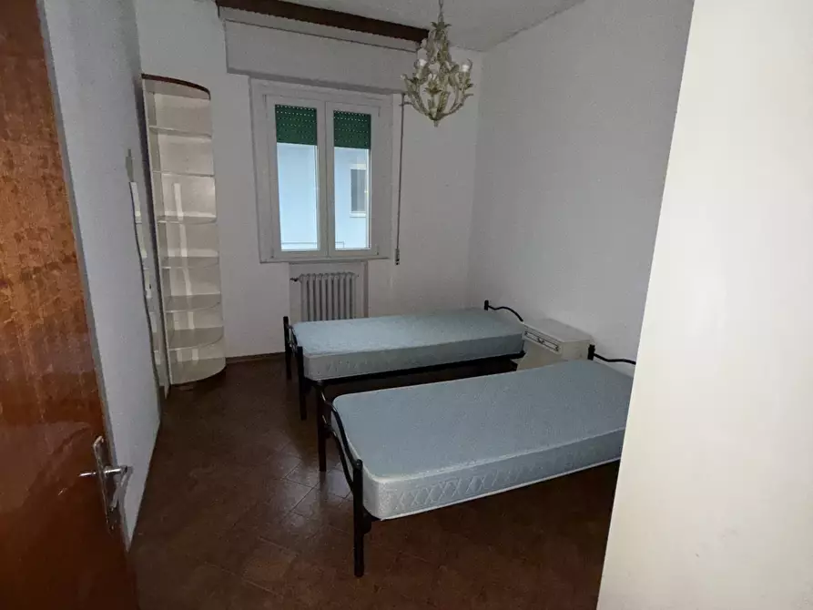 Immagine 4 di Quadrilocale in vendita  in Via Monte San Michele 11 a Rimini