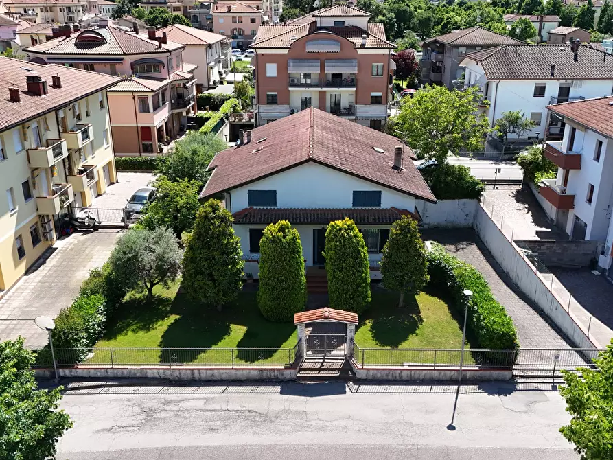 Immagine 1 di Villa in vendita  in Via di Mezzo 75 a Verucchio