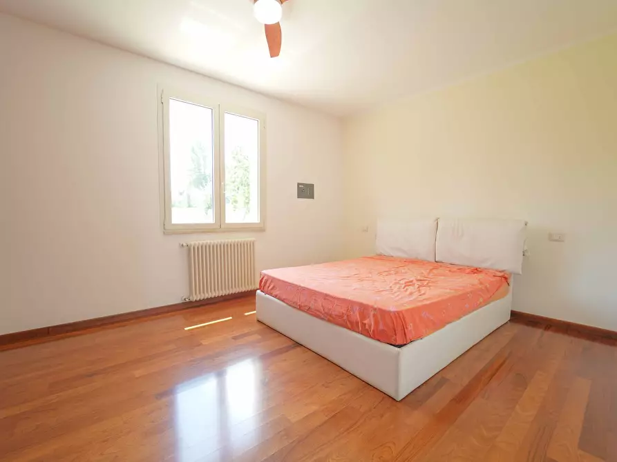 Immagine 15 di Villa in vendita  in Via Giuseppe Garibaldi a Bellaria-Igea Marina