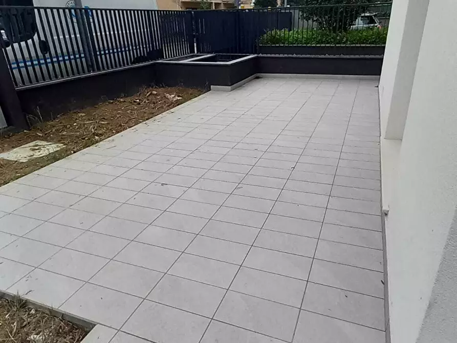 Immagine 19 di Quadrilocale in vendita  in Via della Fiera 85 a Rimini