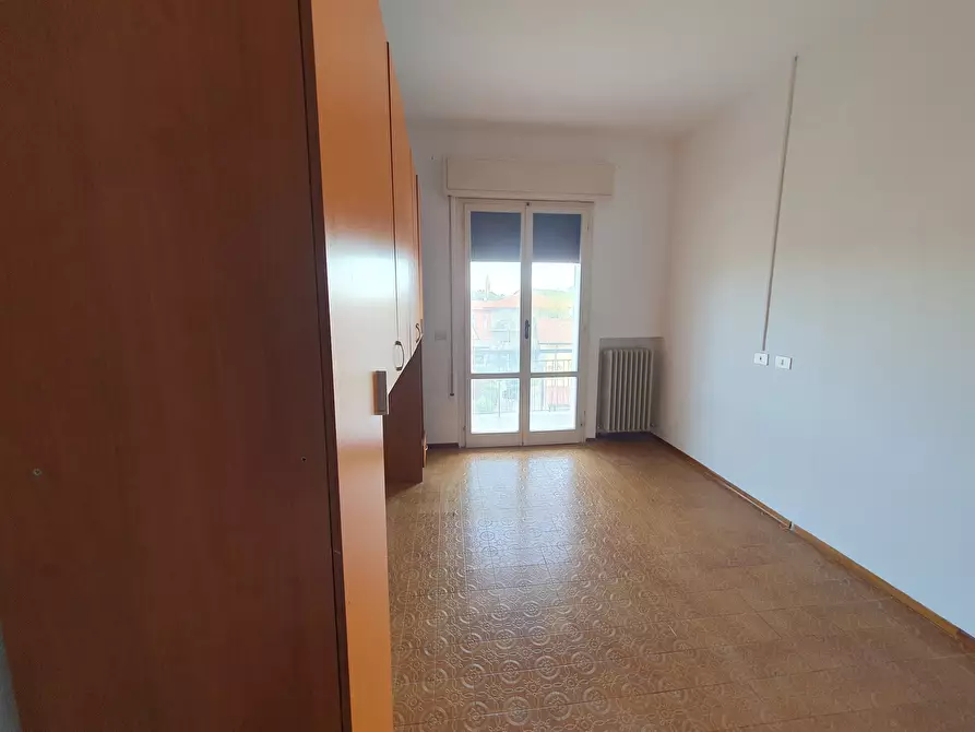 Immagine 39 di Quadrilocale in vendita  in Via Papa Giovanni XXIII 15 a San Mauro Pascoli