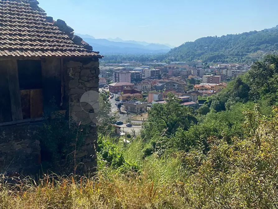 Immagine 3 di Casa indipendente in vendita  a Follo