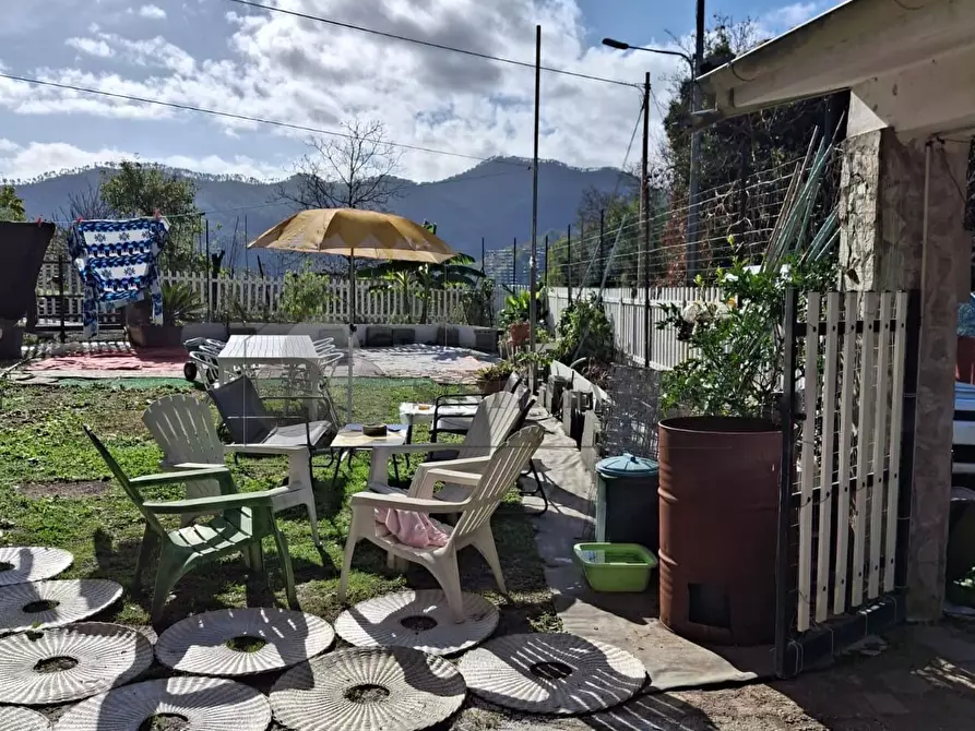 Immagine 13 di Porzione di casa in vendita  a Follo