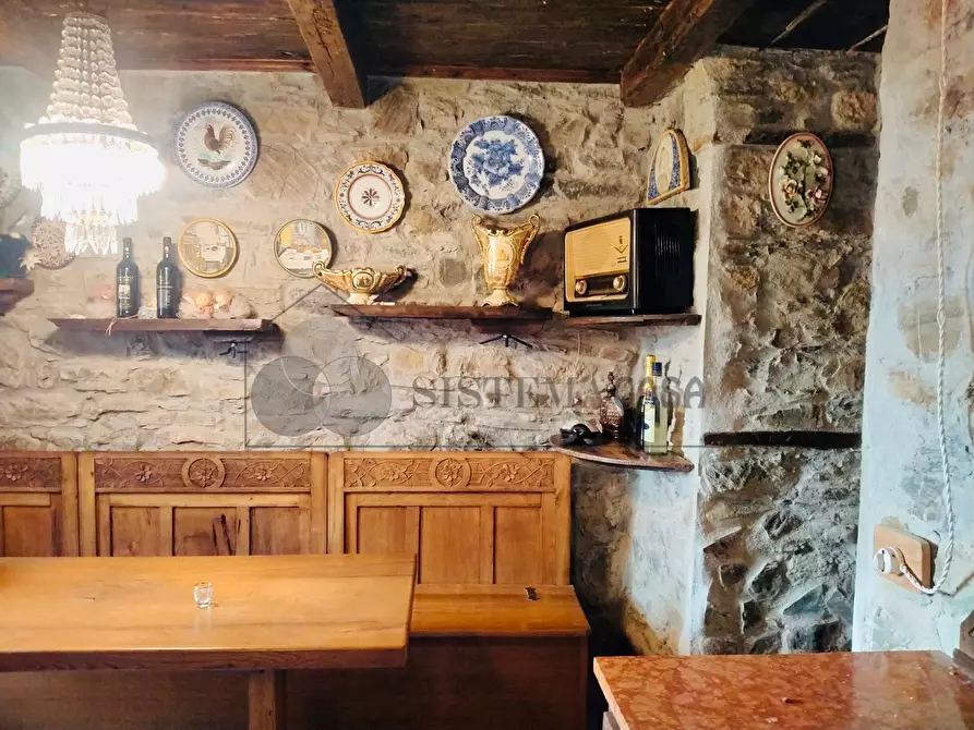 Immagine 2 di Casa semindipendente in vendita  in Via Debeduse 10 a Calice Al Cornoviglio