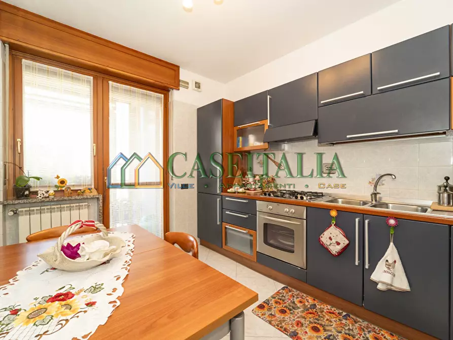 Immagine 10 di Quadrilocale in vendita  in Corso Carlo e Nello Rosselli 180 a Torino
