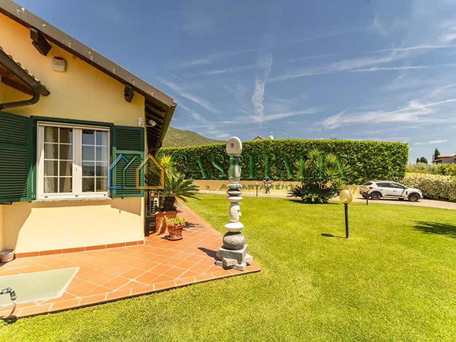 Immagine 43 di Casa indipendente in vendita  a Cisano Sul Neva