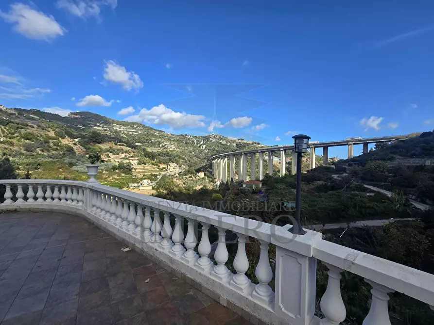 Immagine 13 di Casa indipendente in vendita  in Corso Nizza 9 a Ventimiglia