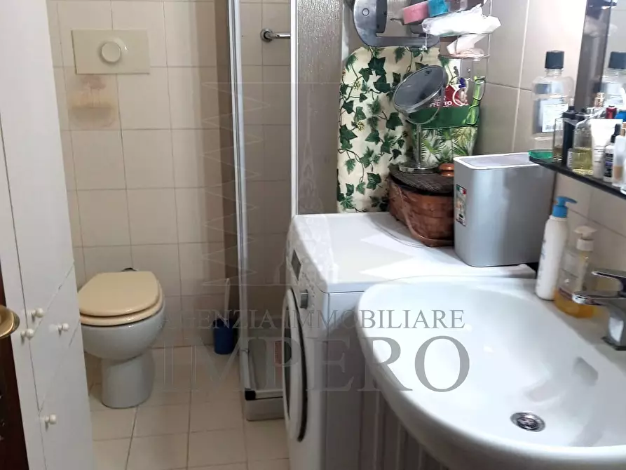 Immagine 13 di Quadrilocale in vendita  in Lungomare Varaldo 51 a Ventimiglia