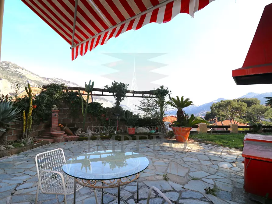 Immagine 33 di Villa in vendita  in Via Tamagna 1 a Ventimiglia