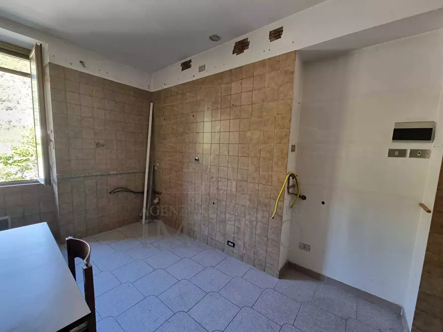 Immagine 16 di Quadrilocale in vendita  in Via Edmondo de Amicis 47 a Ventimiglia