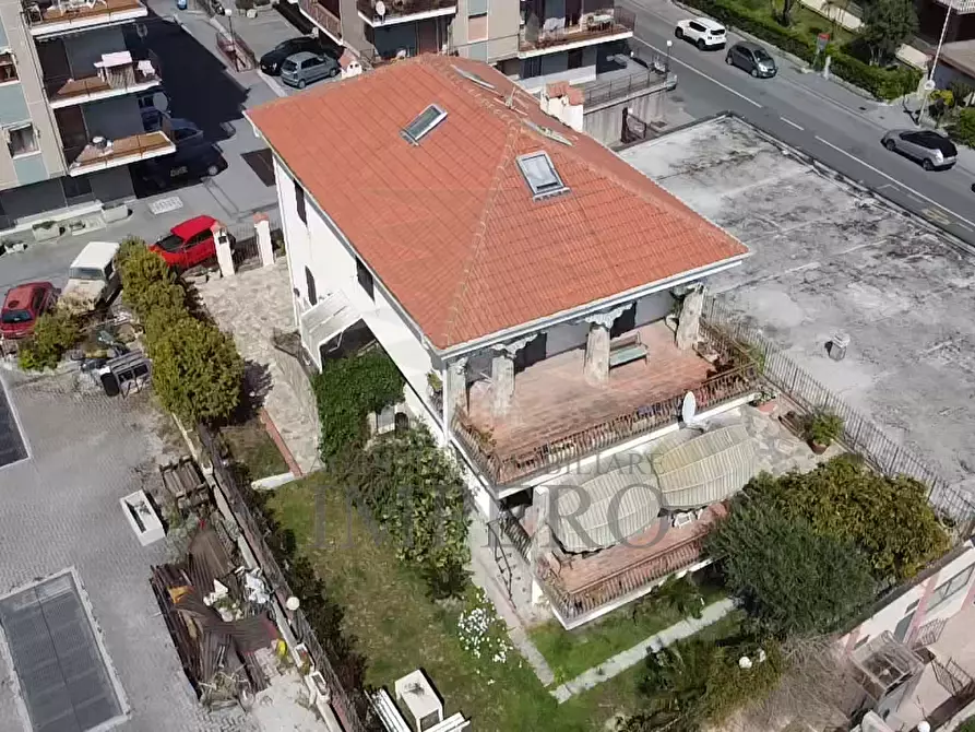 Immagine 35 di Villa in vendita  in Via Nervia 46 a Ventimiglia