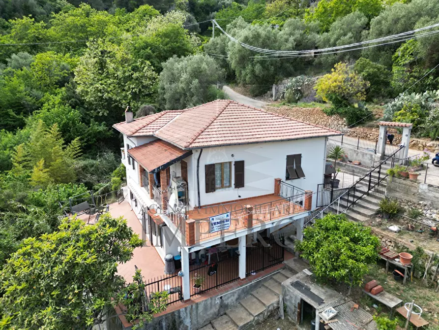 Immagine 44 di Casa bifamiliare in vendita  in Via Ciappin 2 a Ventimiglia