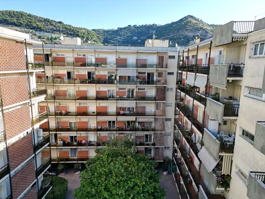 Immagine 4 di Trilocale in vendita  in Passeggiata G. Oberdan 9 a Ventimiglia