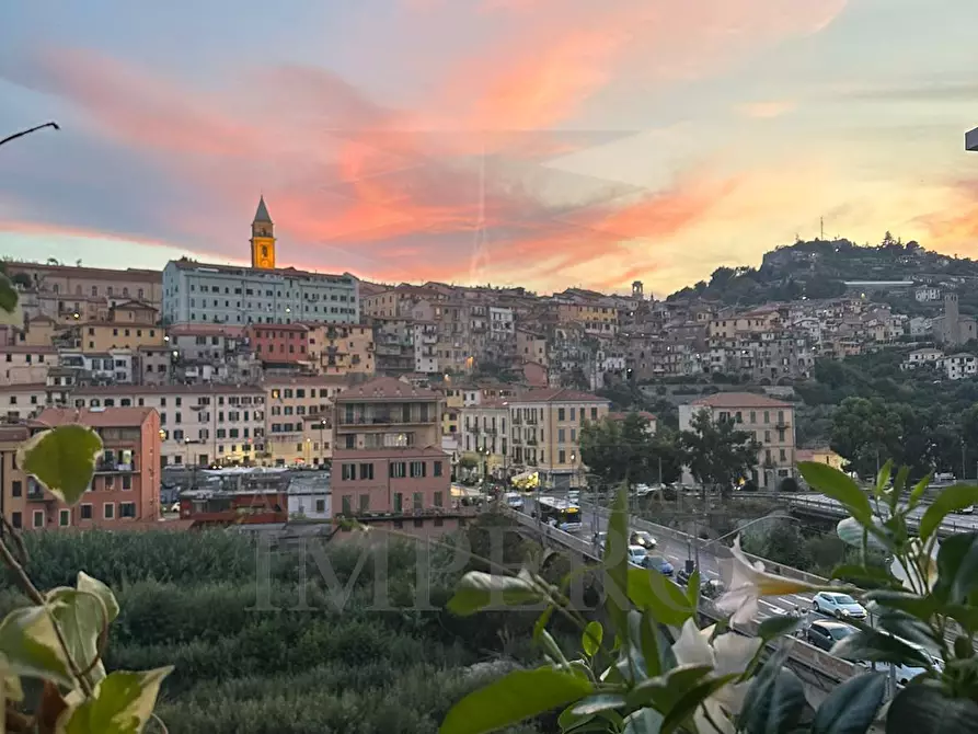Immagine 27 di Quadrilocale in vendita  in Via Aprosio 2 a Ventimiglia