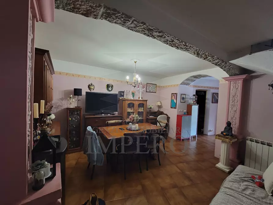 Immagine 3 di Trilocale in vendita  in Via Giudici 28 a Ventimiglia