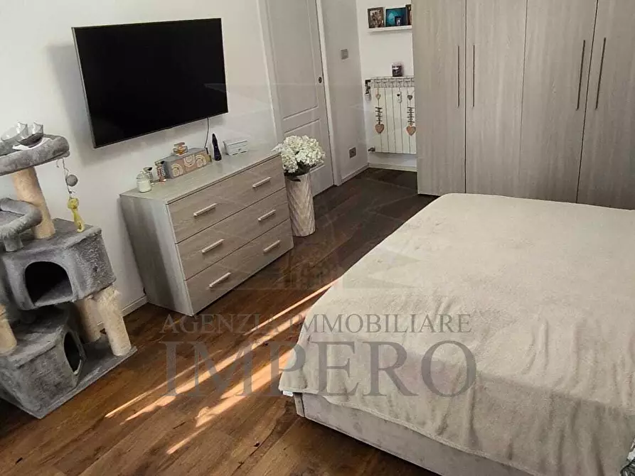 Immagine 18 di Pentalocale in vendita  in Via Tenda 4 a Ventimiglia