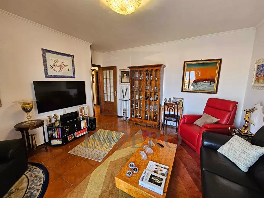 Immagine 2 di Quadrilocale in vendita  in Via San Secondo 50 a Ventimiglia