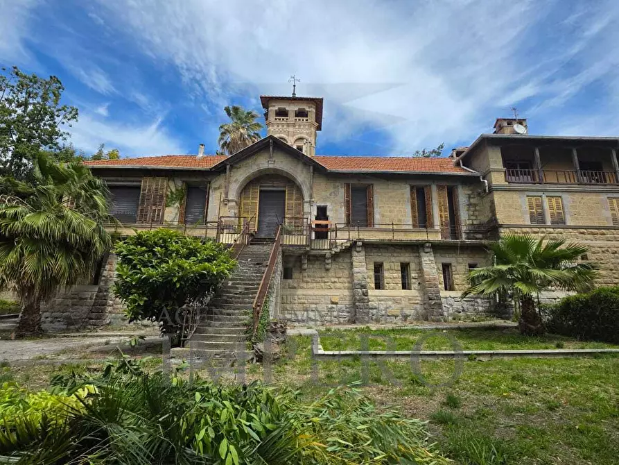 Immagine 81 di Villa in vendita  in Corso Nizza 37 a Ventimiglia