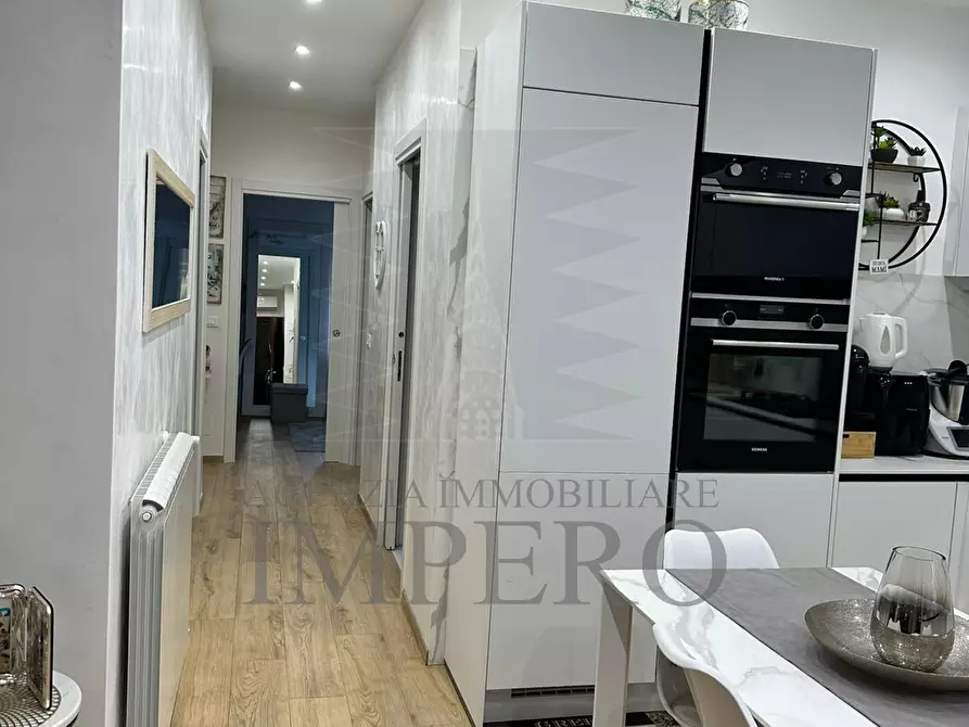 Immagine 4 di Porzione di casa in vendita  in Corso Limone Piemonte 10 a Ventimiglia