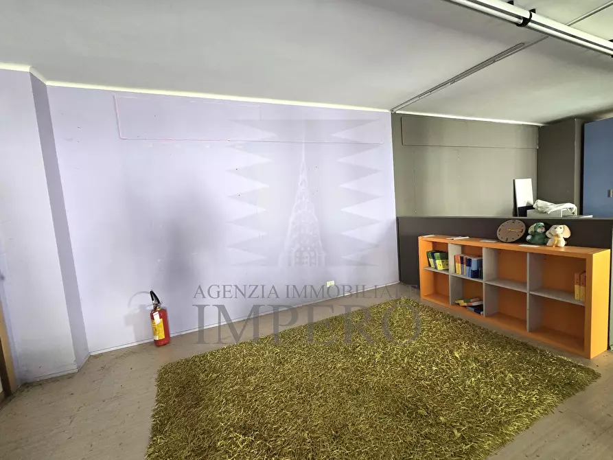 Immagine 16 di Attività commerciale in vendita  in Regione cancelli 5 a Pigna
