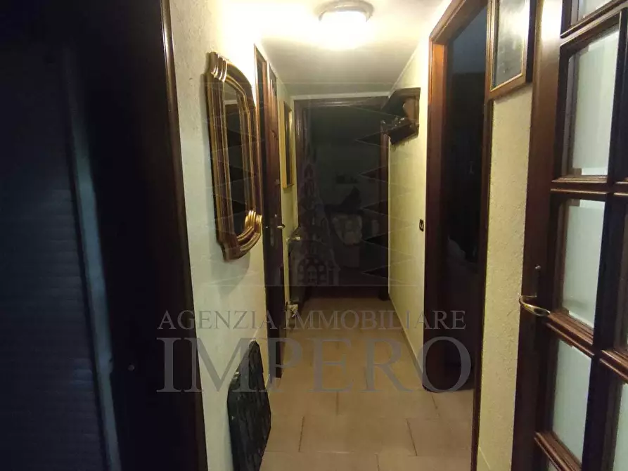 Immagine 9 di Quadrilocale in vendita  in Via Cornelio Tacito a Ventimiglia