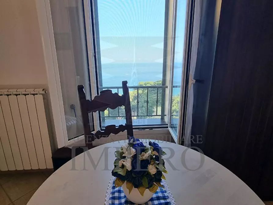 Immagine 27 di Villa in vendita  in Corso Francia 108 a Ventimiglia