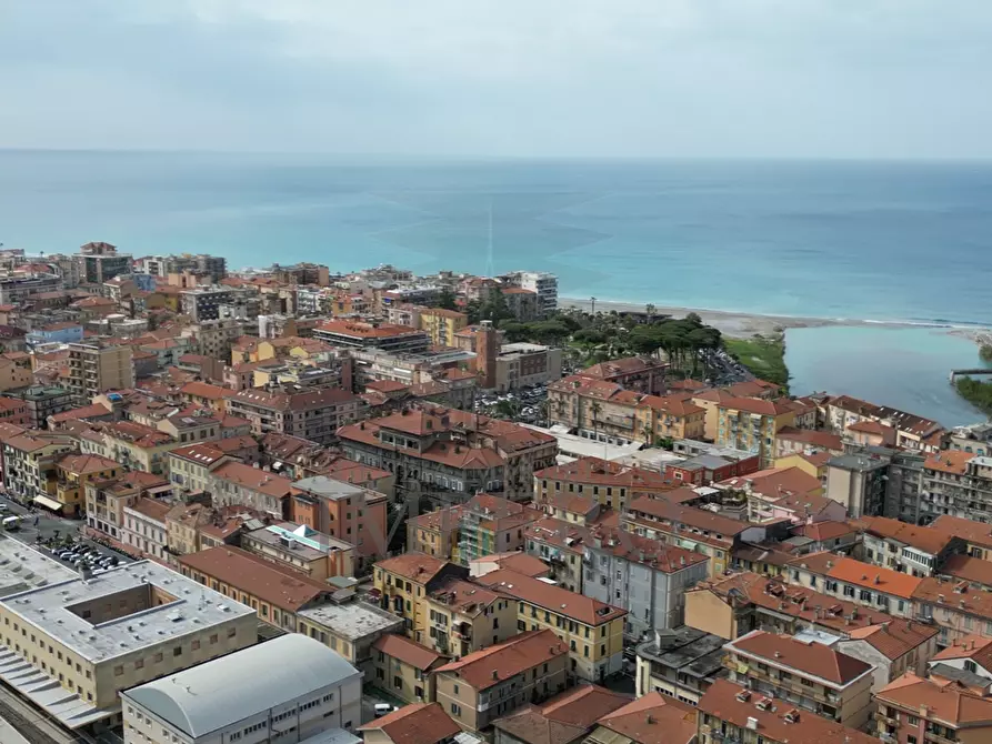 Immagine 7 di Bilocale in vendita  in Passaggio Trento Trieste 39 a Ventimiglia