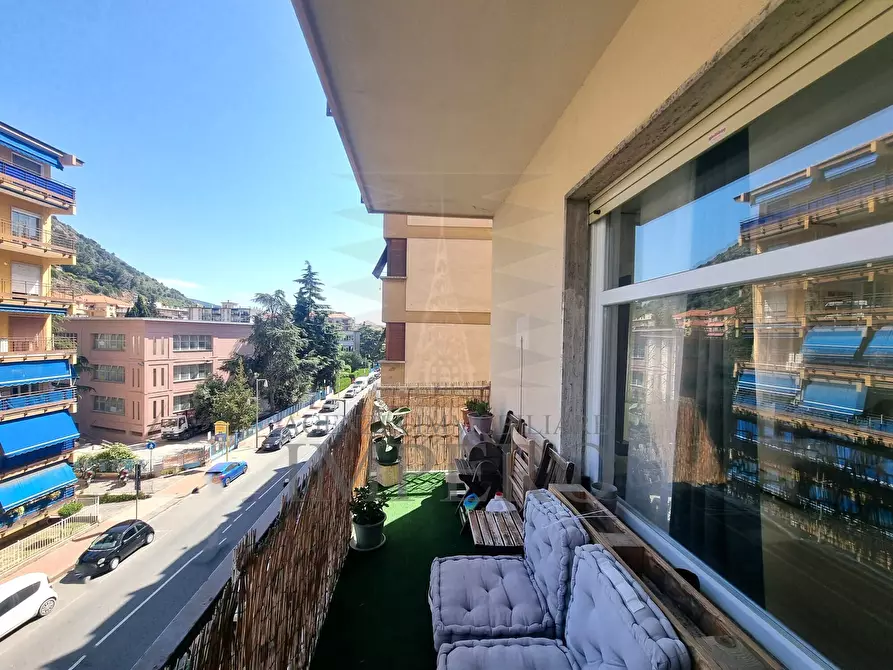 Immagine 9 di Quadrilocale in vendita  in Via Roma 60 a Ventimiglia