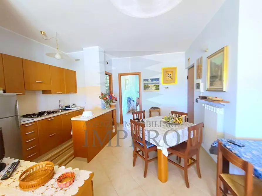 Immagine 8 di Bilocale in vendita  in Passaggio Trento Trieste a Ventimiglia