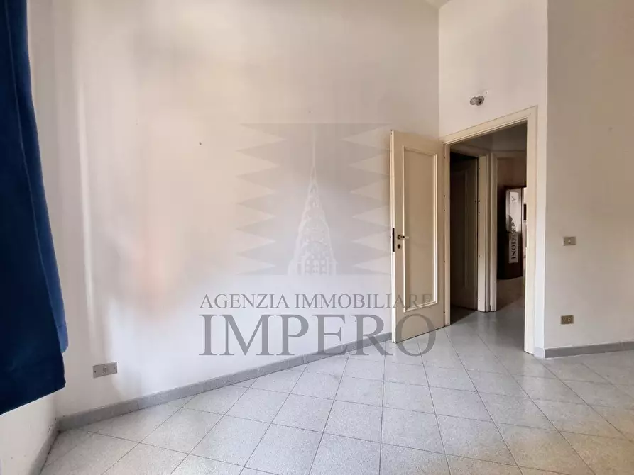 Immagine 13 di Locale commerciale in vendita  in Via Colonnello Aprosio 102 a Vallecrosia