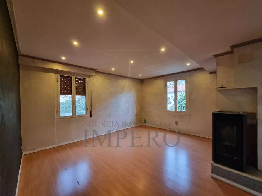 Immagine 29 di Trilocale in vendita  in Via de Amicis 16 a Ventimiglia