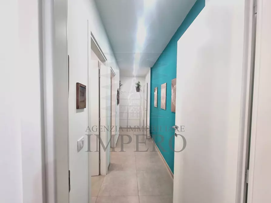 Immagine 11 di Quadrilocale in vendita  in Via Roma 60 a Ventimiglia