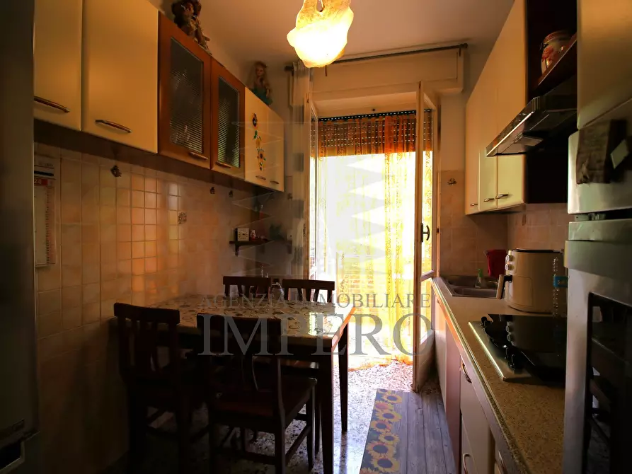 Immagine 8 di Trilocale in vendita  in Via Tenda 46 a Ventimiglia