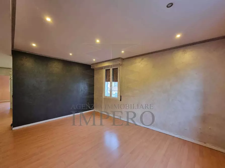 Immagine 26 di Trilocale in vendita  in Via de Amicis 16 a Ventimiglia