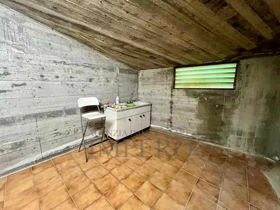 Immagine 3 di Garage in vendita  in Via San Secondo 69 a Ventimiglia