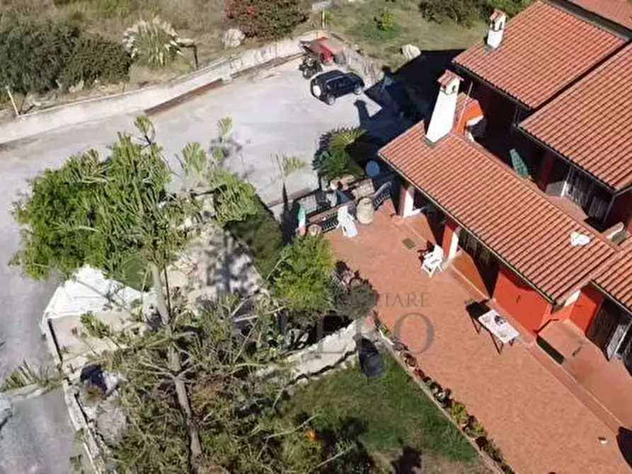 Immagine 10 di Villa in vendita  in via de amicis 1 a Ventimiglia