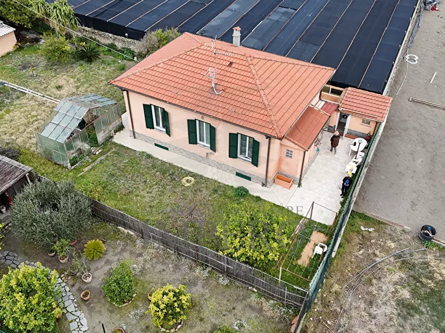 Immagine 27 di Casa indipendente in vendita  in Via alla Spiaggia 21 a Ventimiglia