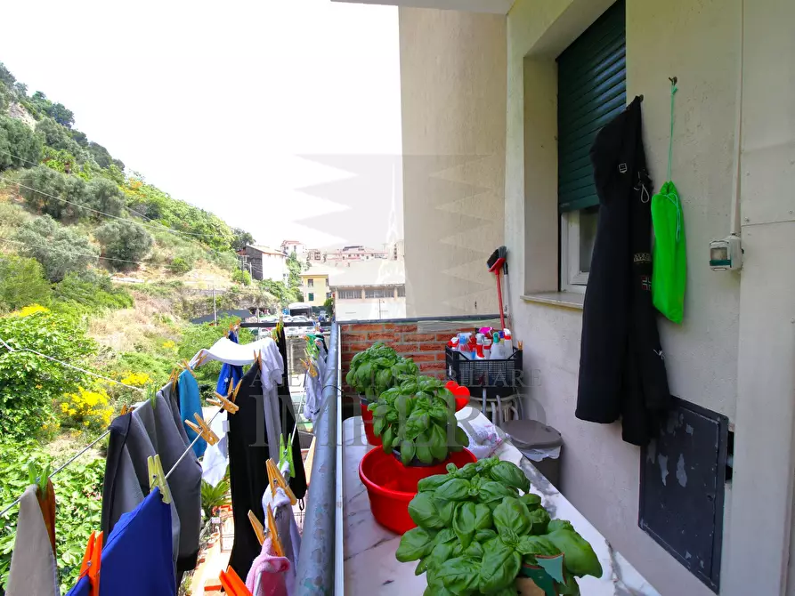 Immagine 12 di Trilocale in vendita  in Via Tenda 46 a Ventimiglia