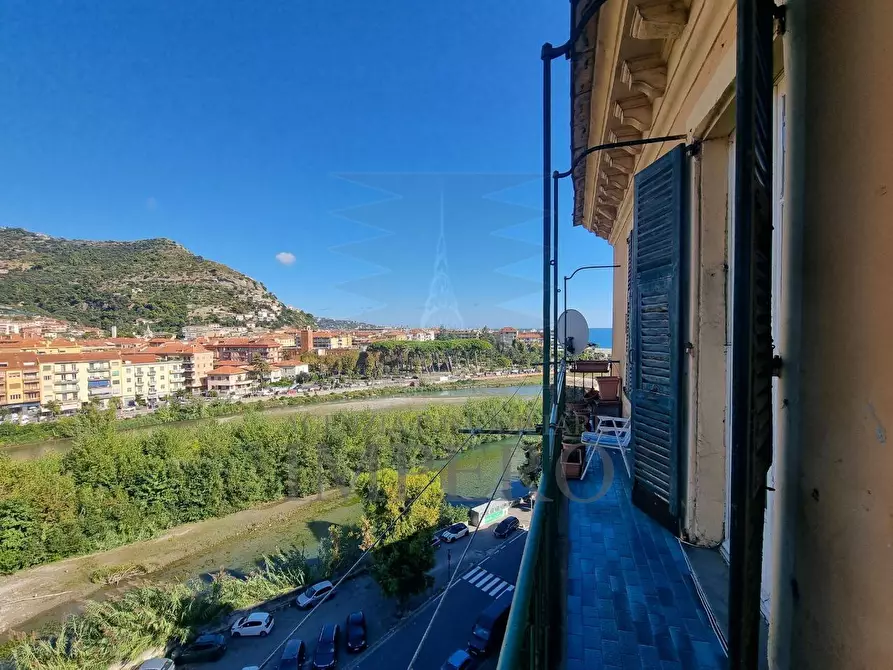 Immagine 21 di Quadrilocale in vendita  in Via Biancheri 17 a Ventimiglia