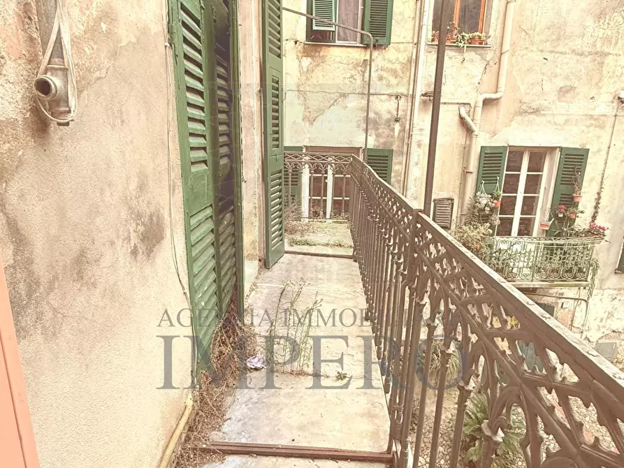 Immagine 30 di Pentalocale in vendita  in Piazza del Canto 6 a Ventimiglia