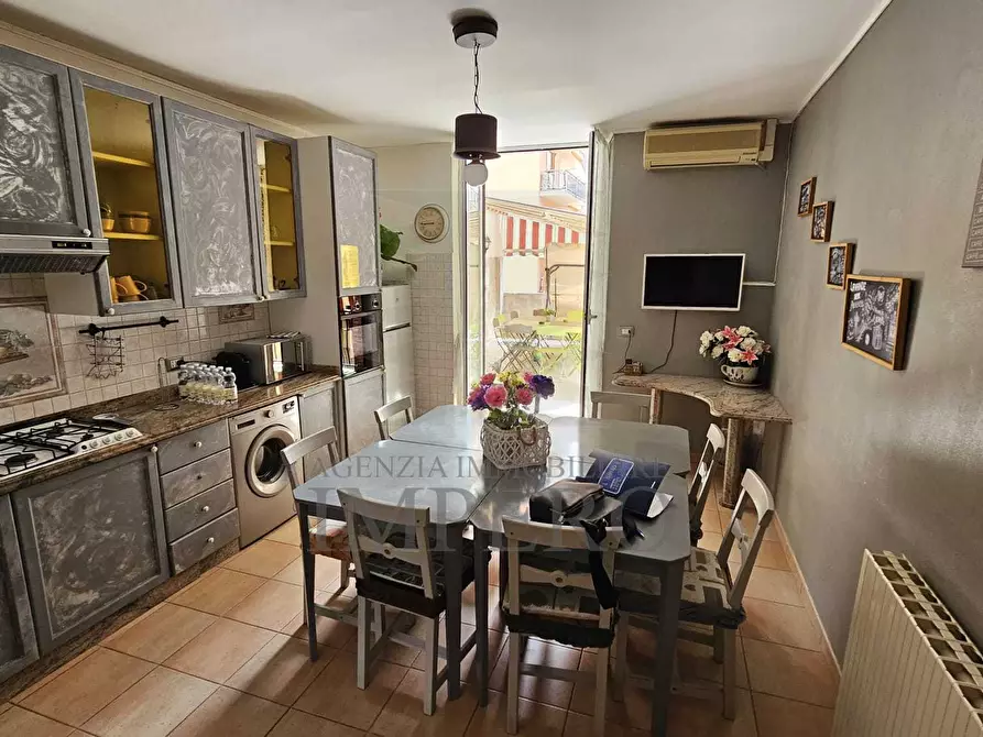 Immagine 1 di Quadrilocale in vendita  in Corso Genova a Ventimiglia