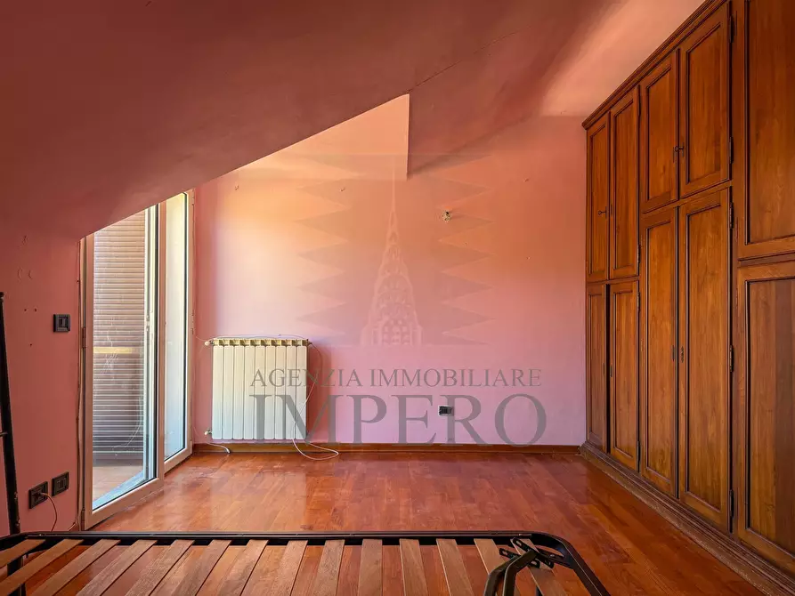 Immagine 10 di Pentalocale in vendita  in Località Gray 14 a Camporosso