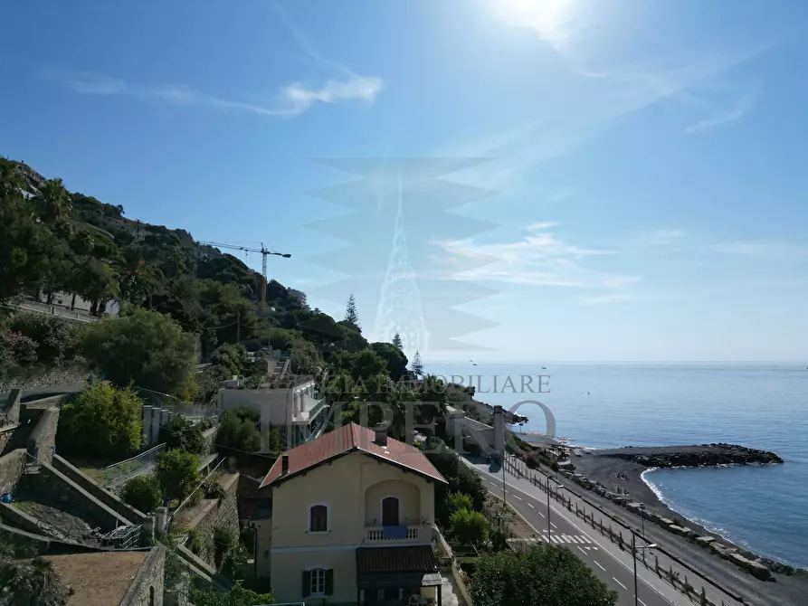 Immagine 2 di Bilocale in vendita  in Via Cavalieri di Malta 10 a Ospedaletti