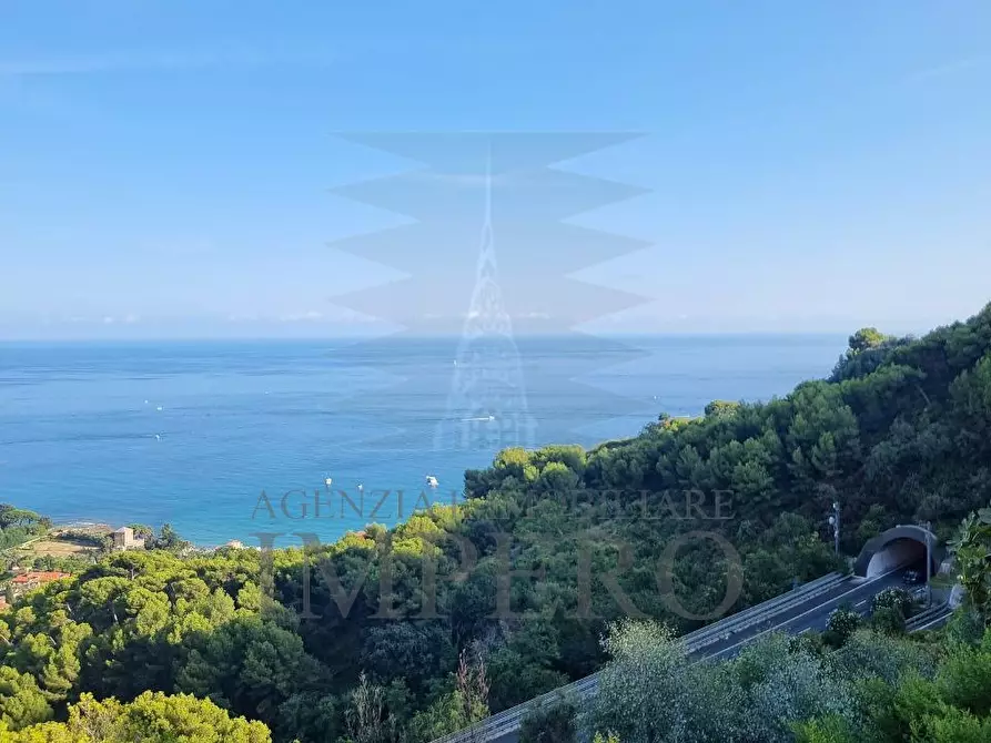 Immagine 45 di Villa in vendita  in Corso Francia 108 a Ventimiglia