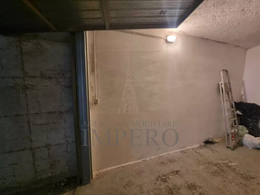 Immagine 12 di Garage in vendita  in Via Asse 85 a Ventimiglia