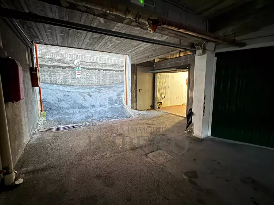 Immagine 9 di Garage in vendita  in Passeggiata Trento e Trieste 1 a Ventimiglia