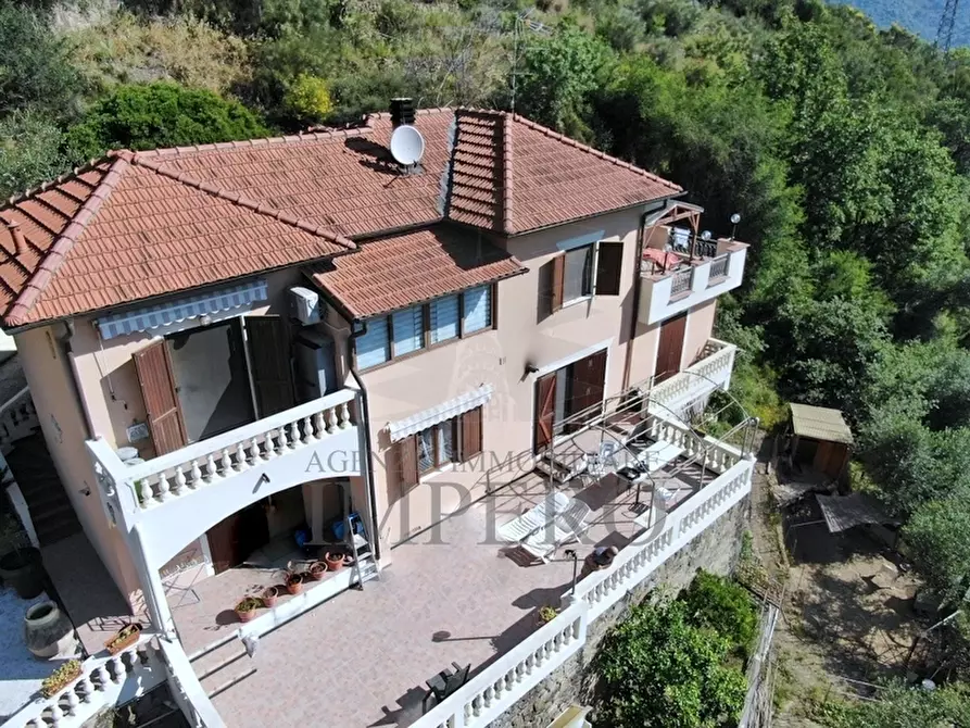 Immagine 14 di Casa bifamiliare in vendita  in Via Roma 48 a Camporosso