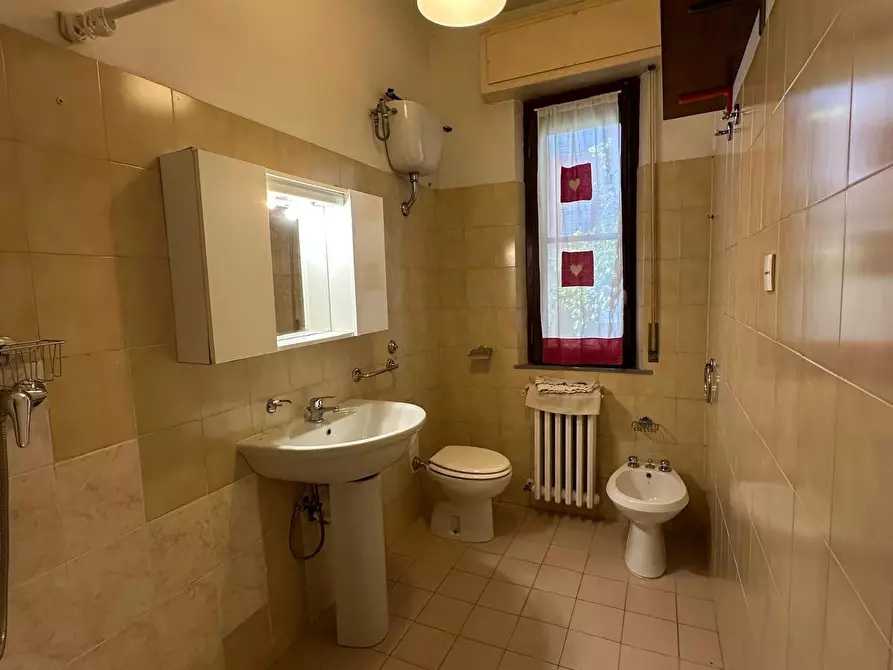 Immagine 19 di Pentalocale in affitto  a Pescara