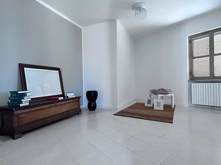 Immagine 2 di Ufficio in affitto  a Chieti